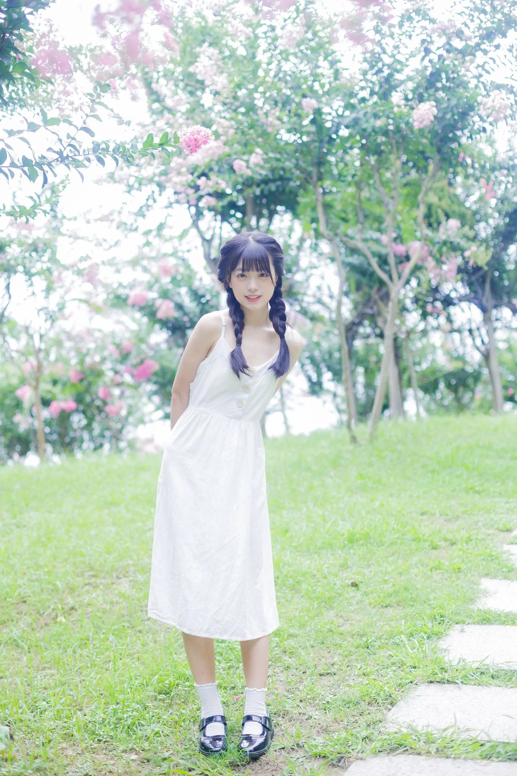 [YITUYU艺图语]2022.08.15 漫山遍野 可爱泡泡呀 [28P]插图4